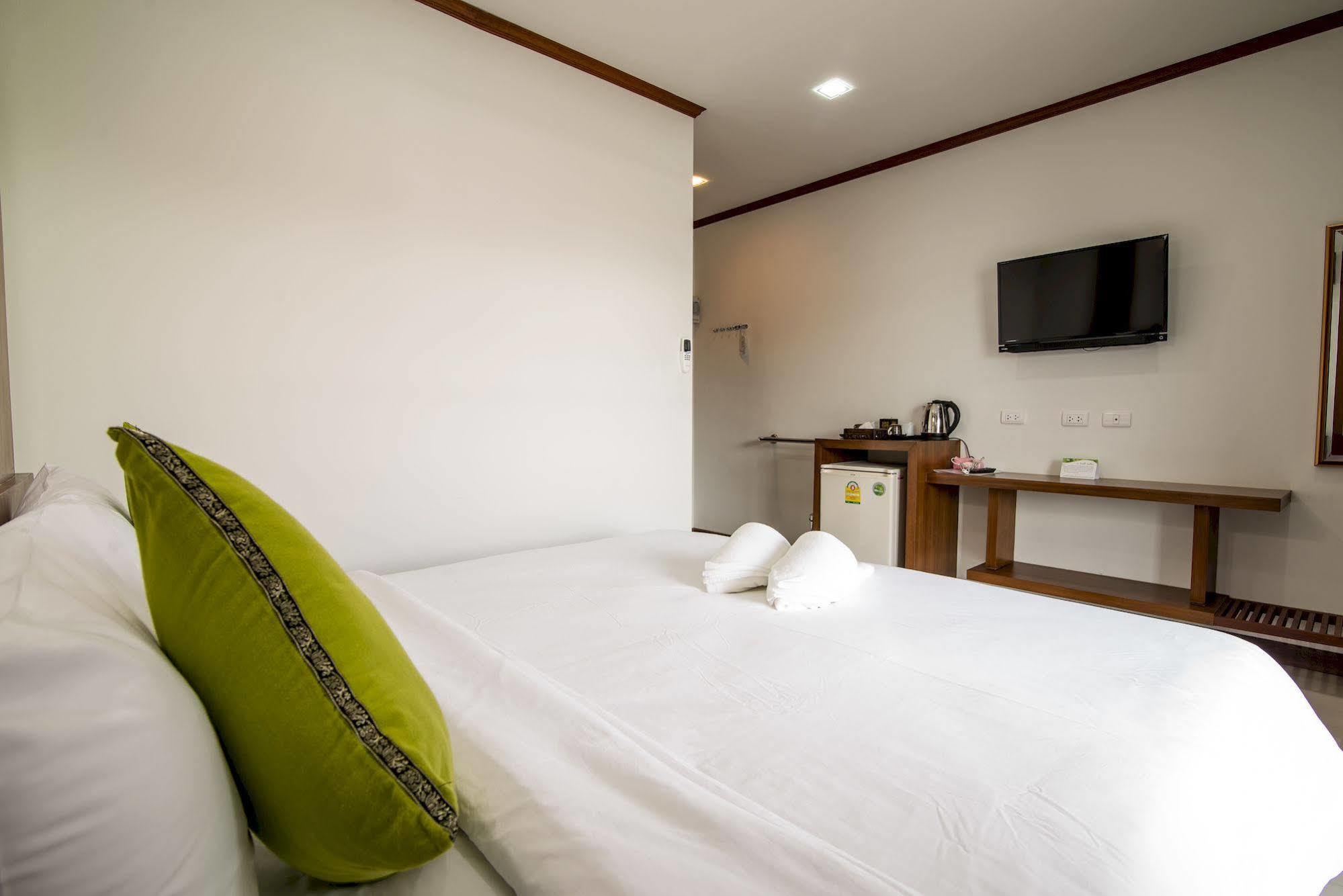 Cozytel Chiangmai Chiang Mai Exterior foto